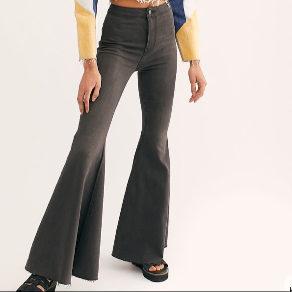 Float on Flare. Free People Black Jeans. 28 Long